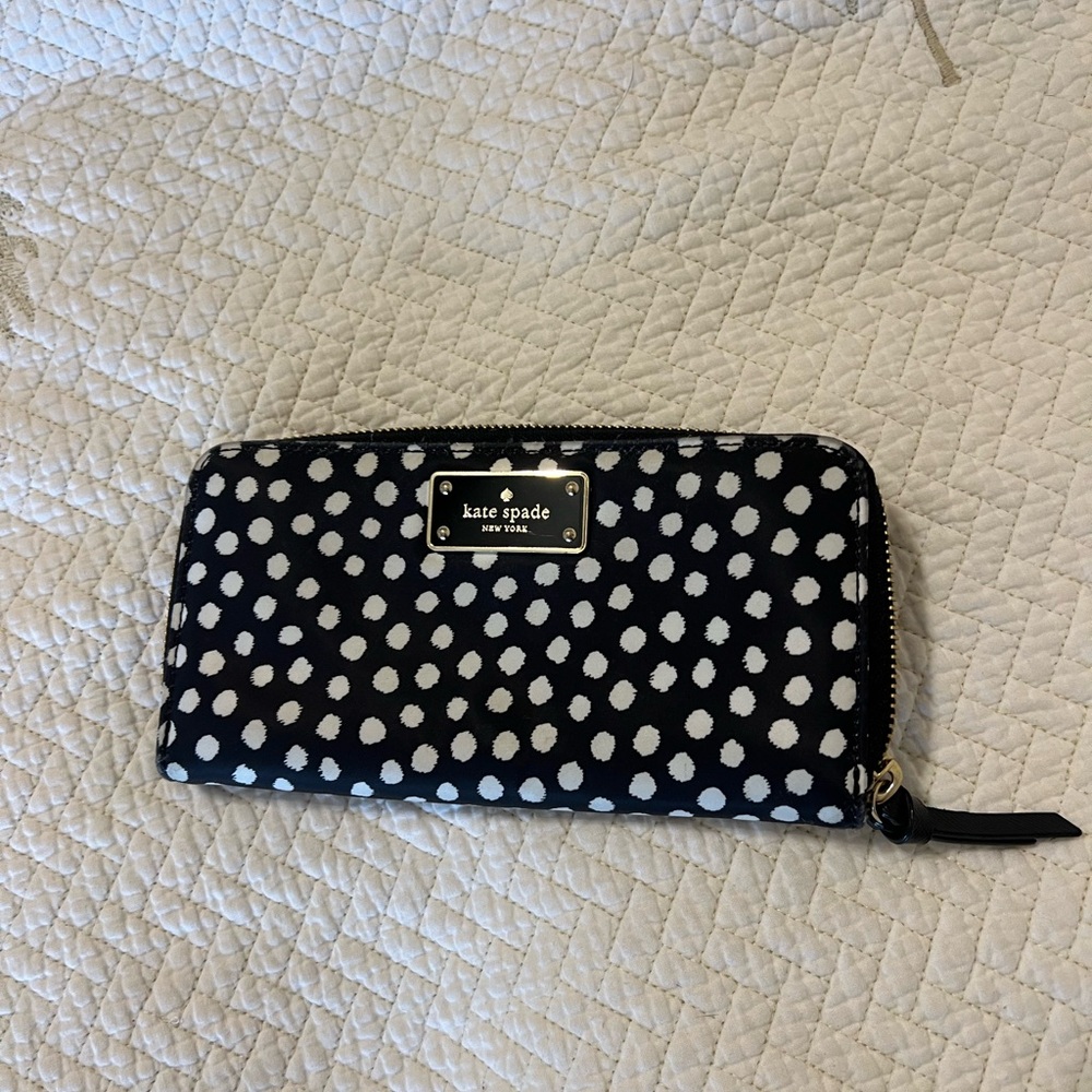 Kate Spade New York Wilson Road Musical Dots zip-around wallet